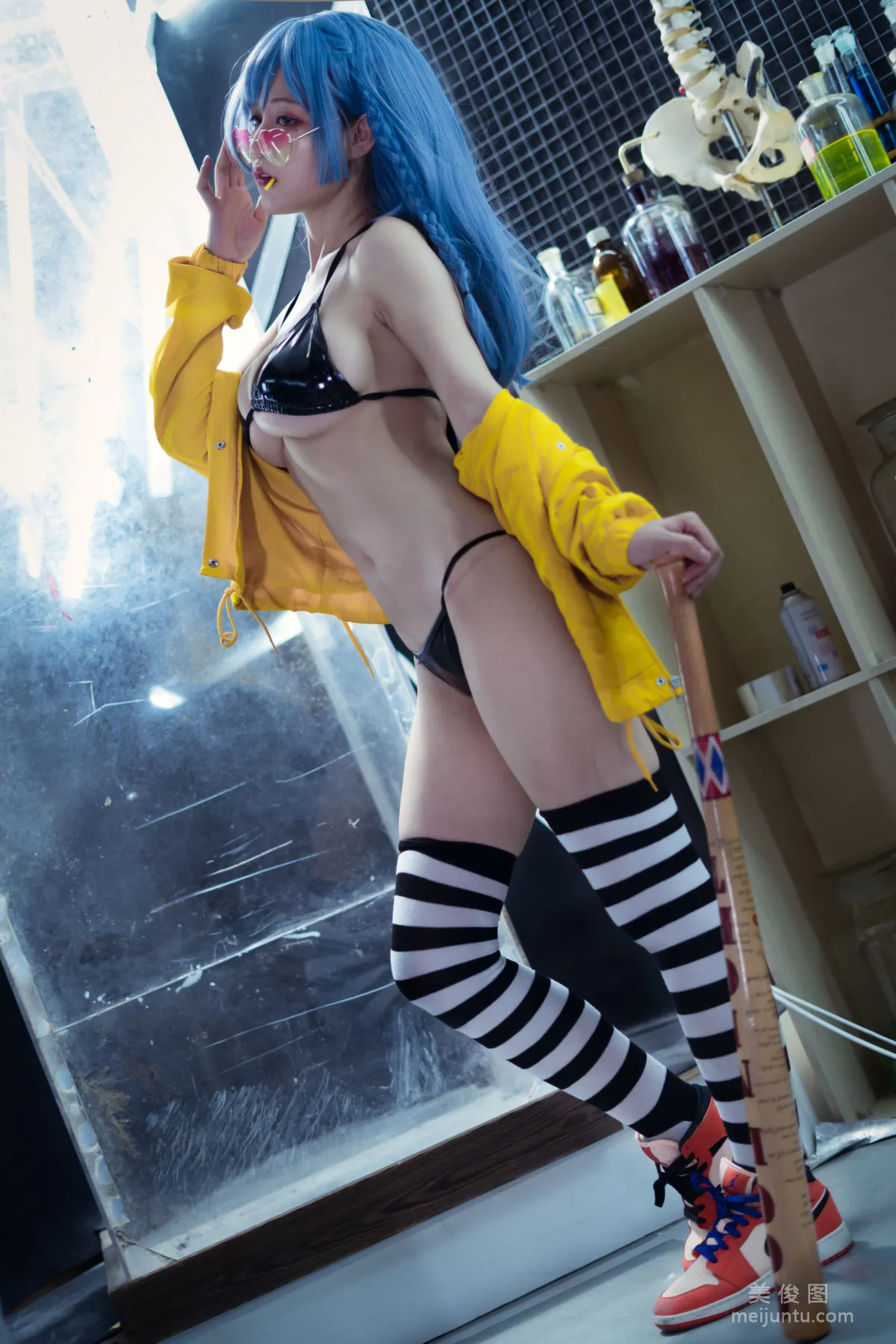 [Web Idols] Anime Blogger Xiaocang Qiandai w - Captain Photo Set photo 8