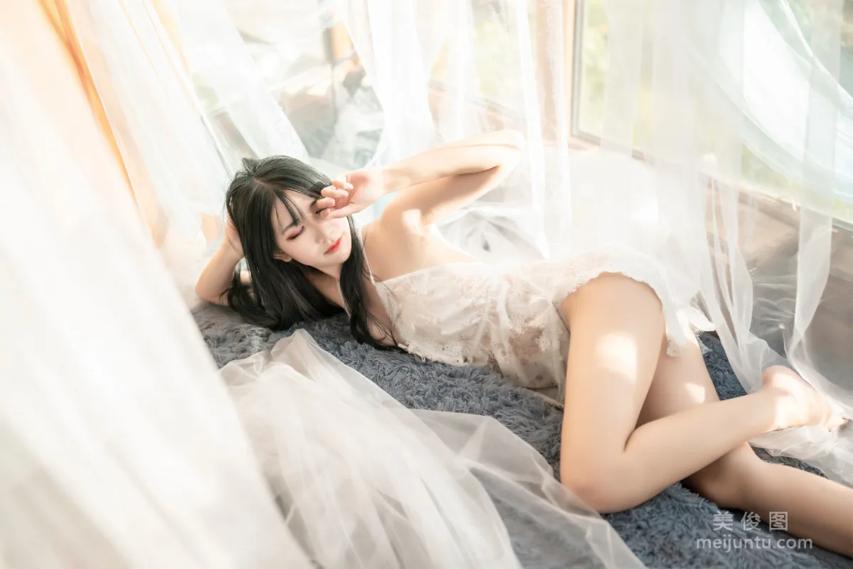 [Web Idols Coser] Ruanyi Fairy - Elephant Private Shoot photo 17