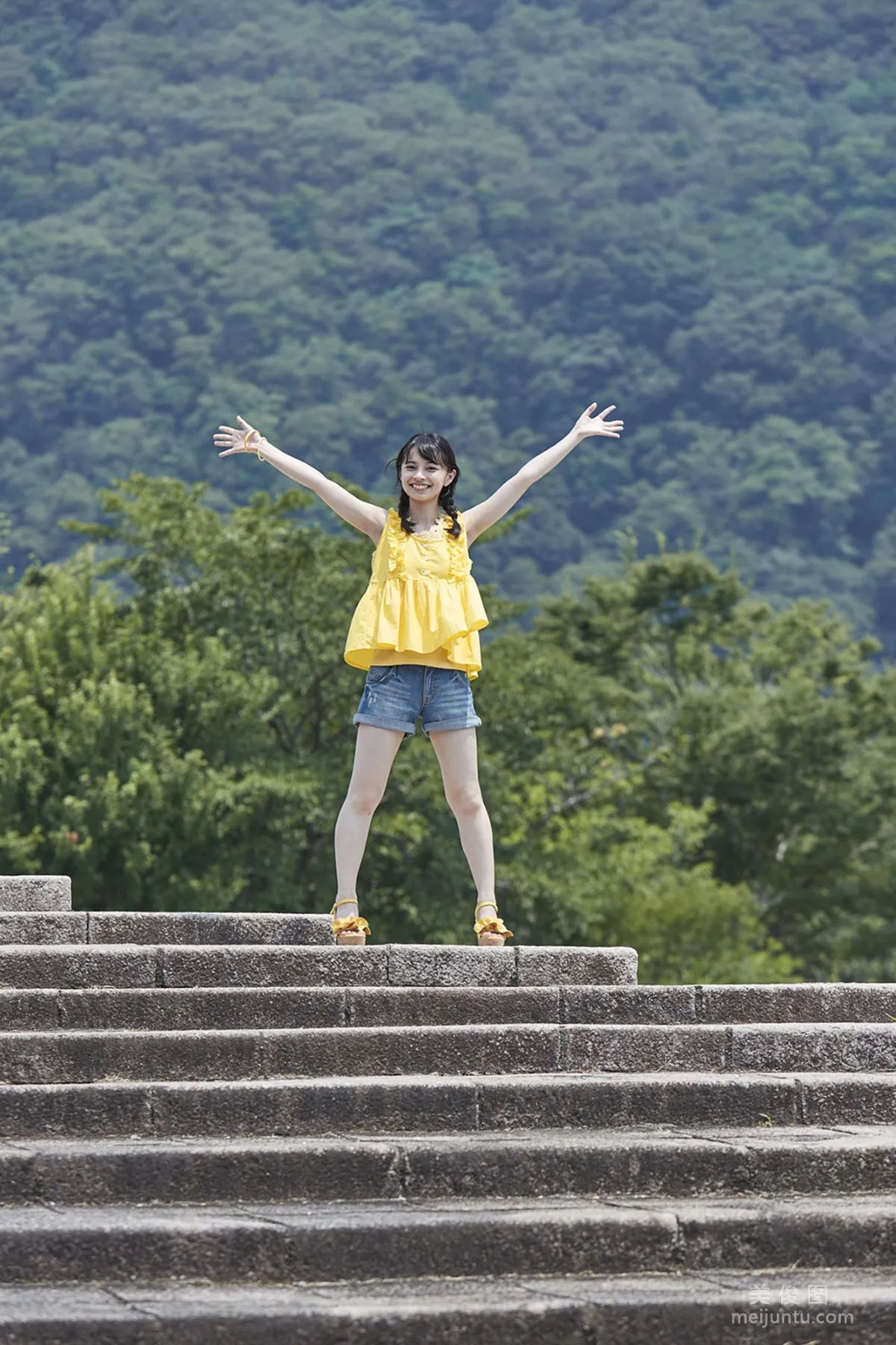 [Hello! Project Digital Books] No.197 Moe Kamikokuryo photo 39
