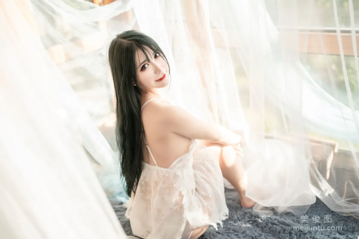 [Web Idols Coser] Ruanyi Fairy - Elephant Private Shoot photo 16