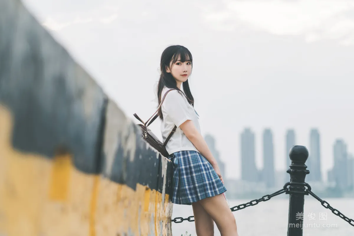 [網紅COSER] 面餅仙兒 - 沙雕JK 16