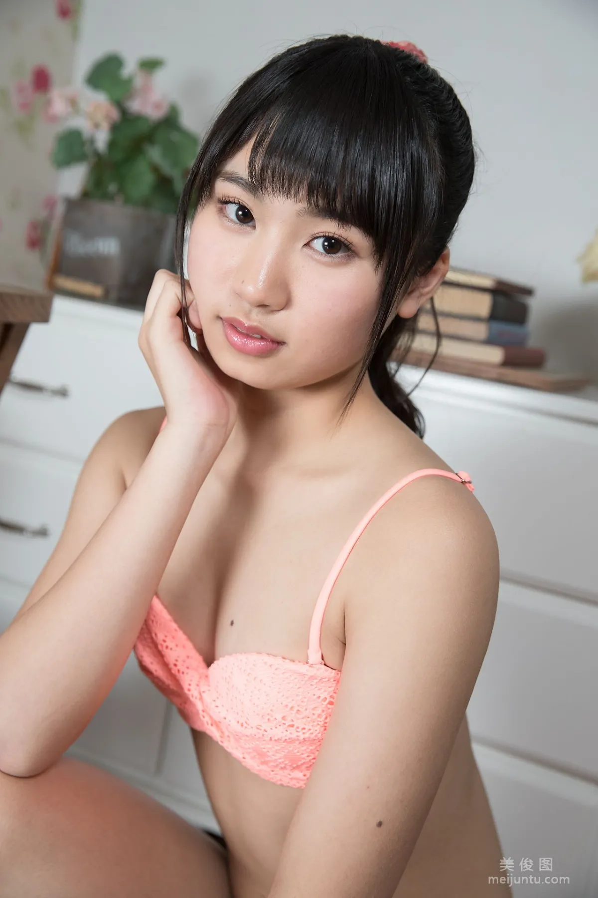 [Minisuka.tv] 宮丸くるみ - Secret Gallery (STAGE2) 7.150