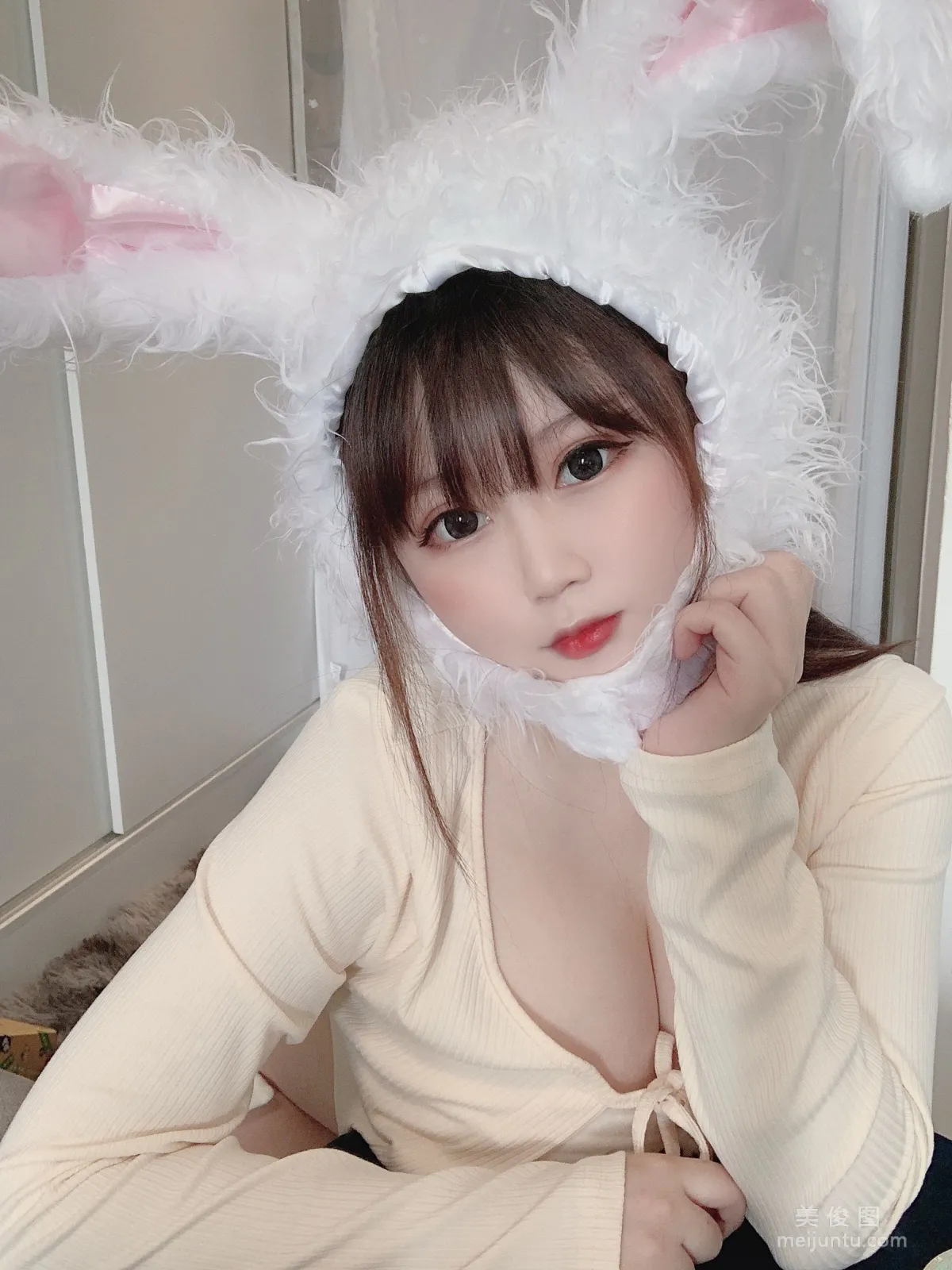 Shiyi Jiangya: Web Idols photo 23