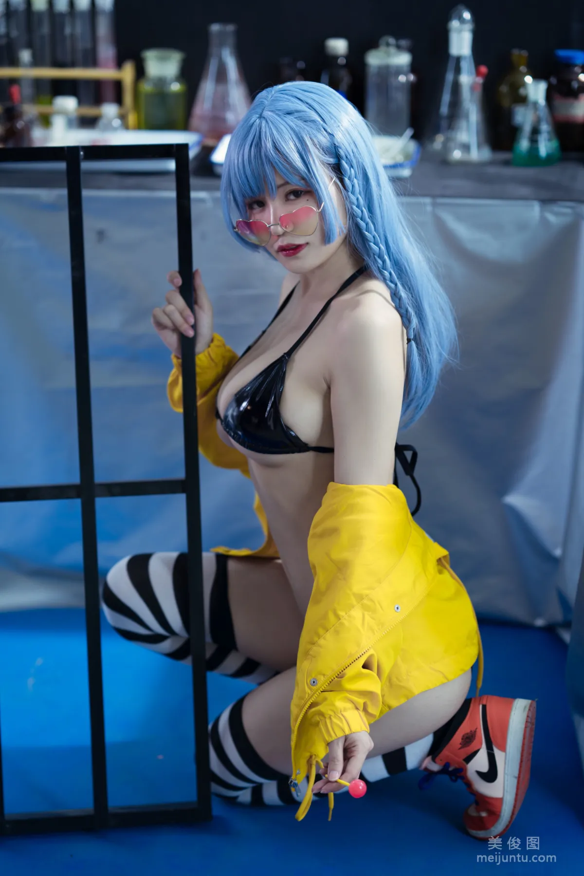 [网红COSER] 动漫博主小仓千代w - 舰长 写真集1