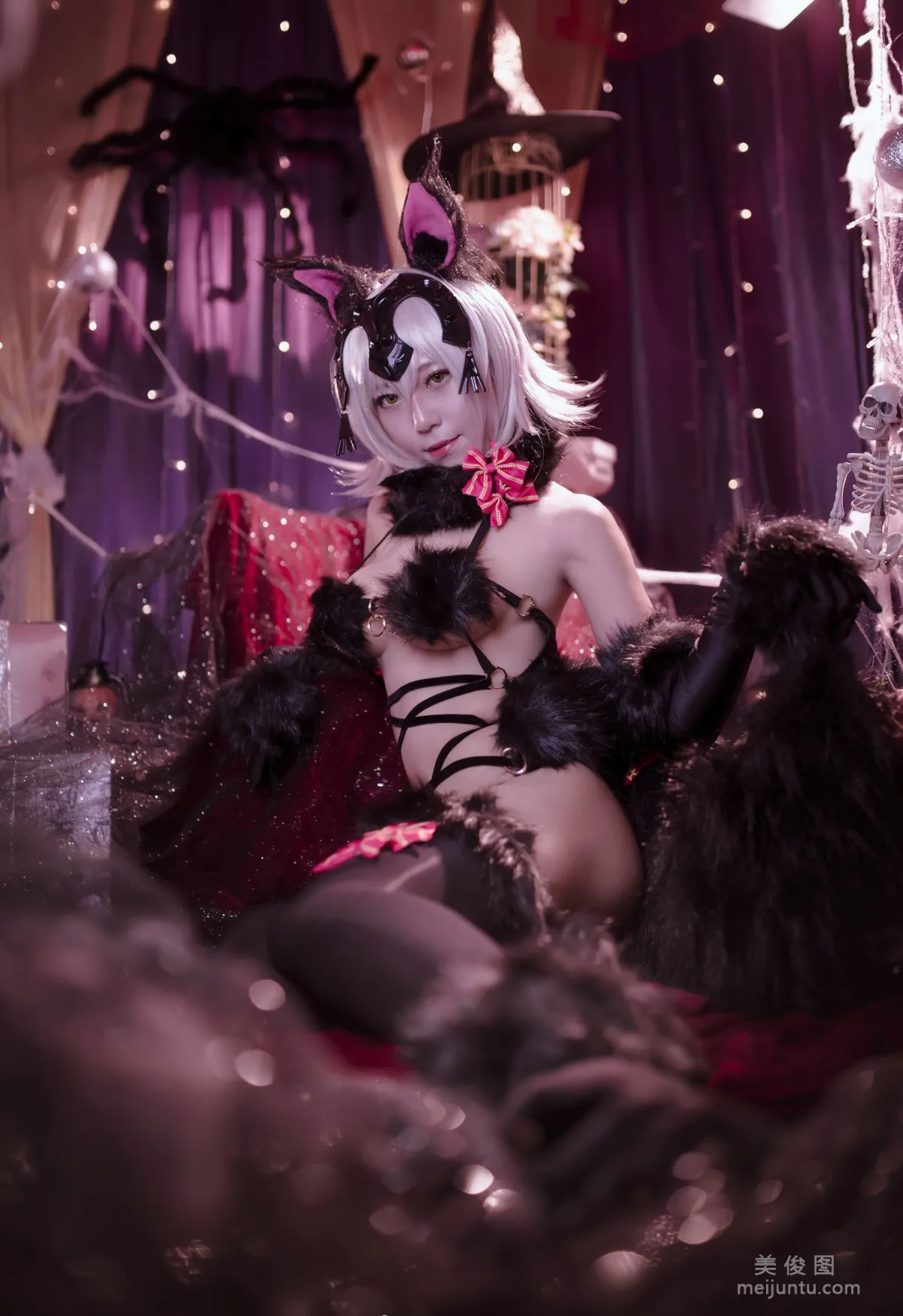 [Web Idol COSER] Anime Blogger Money Lengleng - Jeanne photo 2