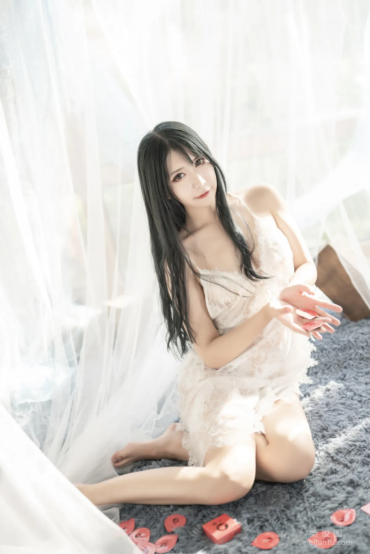 [Web Idols Coser] Ruanyi Fairy - Elephant Private Shoot photo 2
