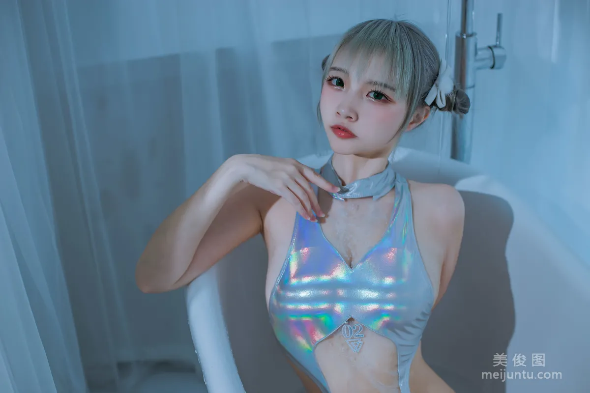 Erzuo Nisa: Web Idols photo 29