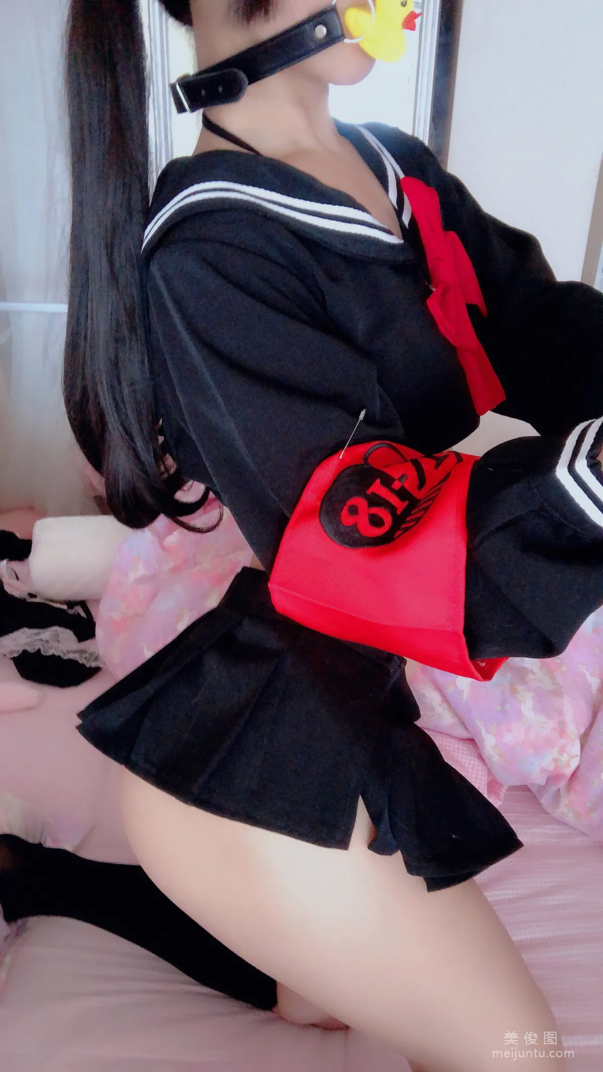Yingjing Ningning: Web Idols photo 10