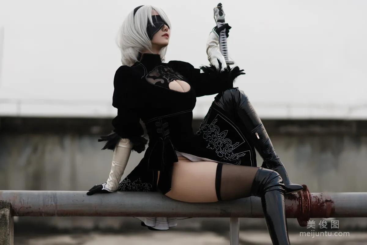 [网红COSER] 动漫博主小仓千代w - 舰长 2B原皮 写真集1