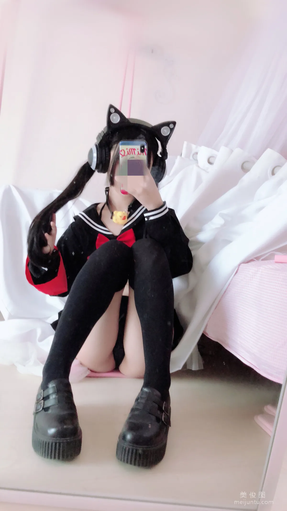 Yingjing Ningning: Web Idols photo 64