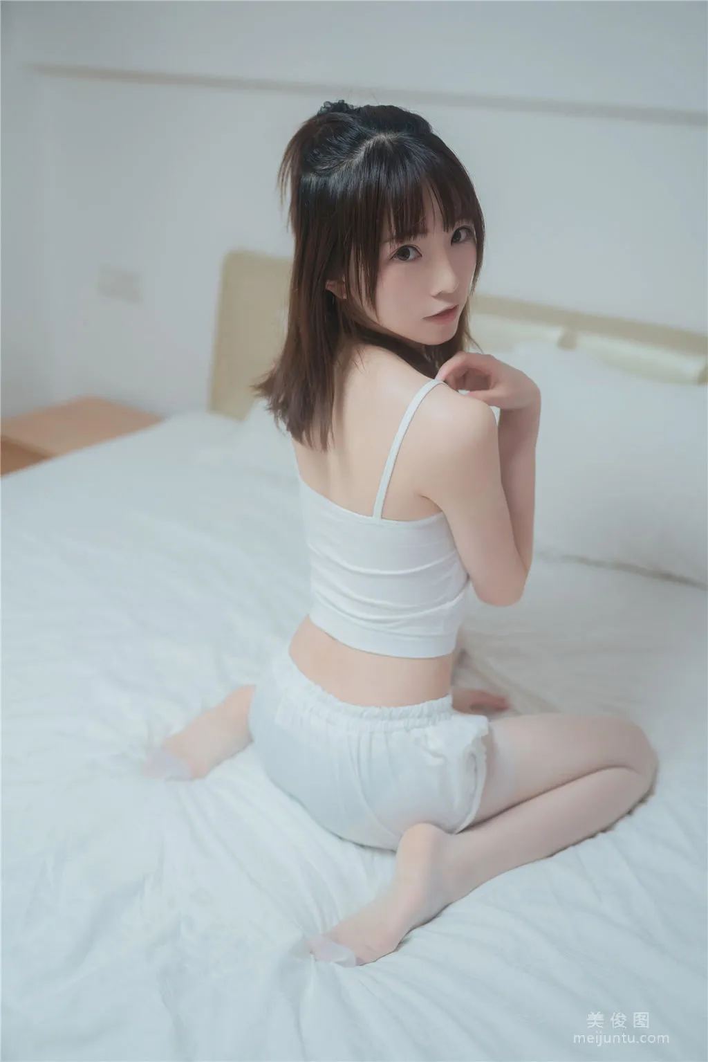 Qi Tailang: Web Idols photo 22