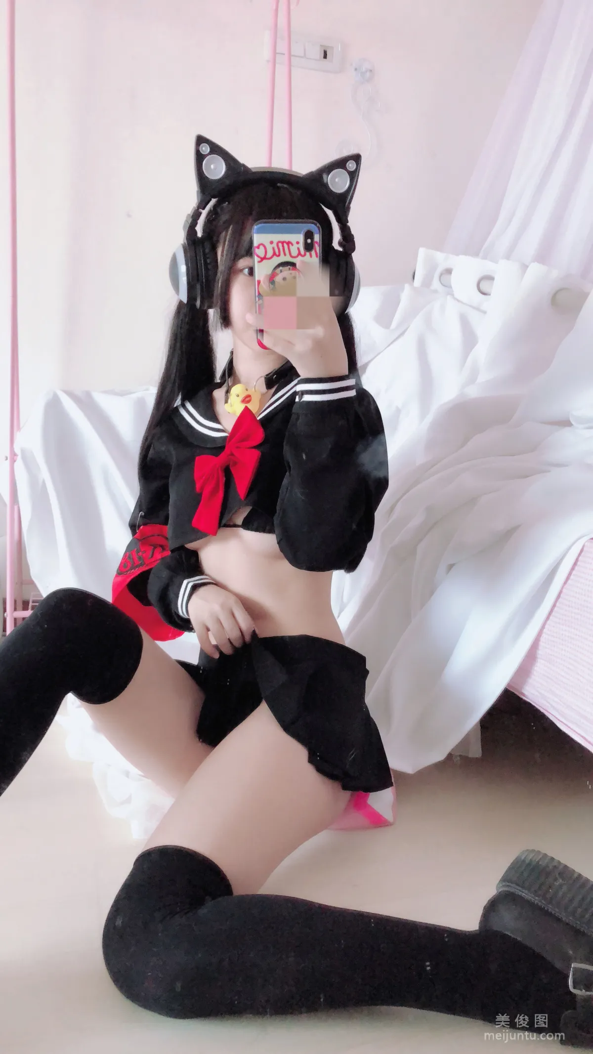 Yingjing Ningning: Web Idols photo 37