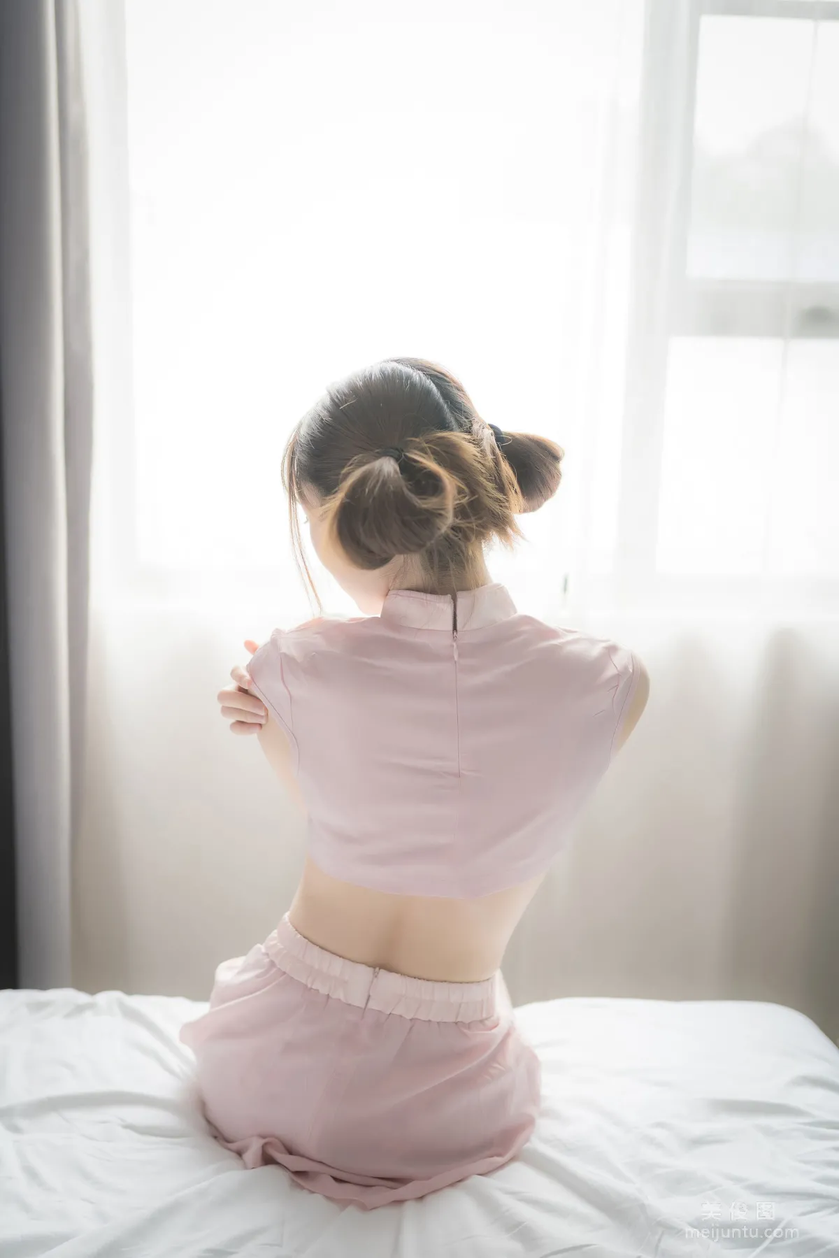 Qi Tailang: Web Idols photo 29