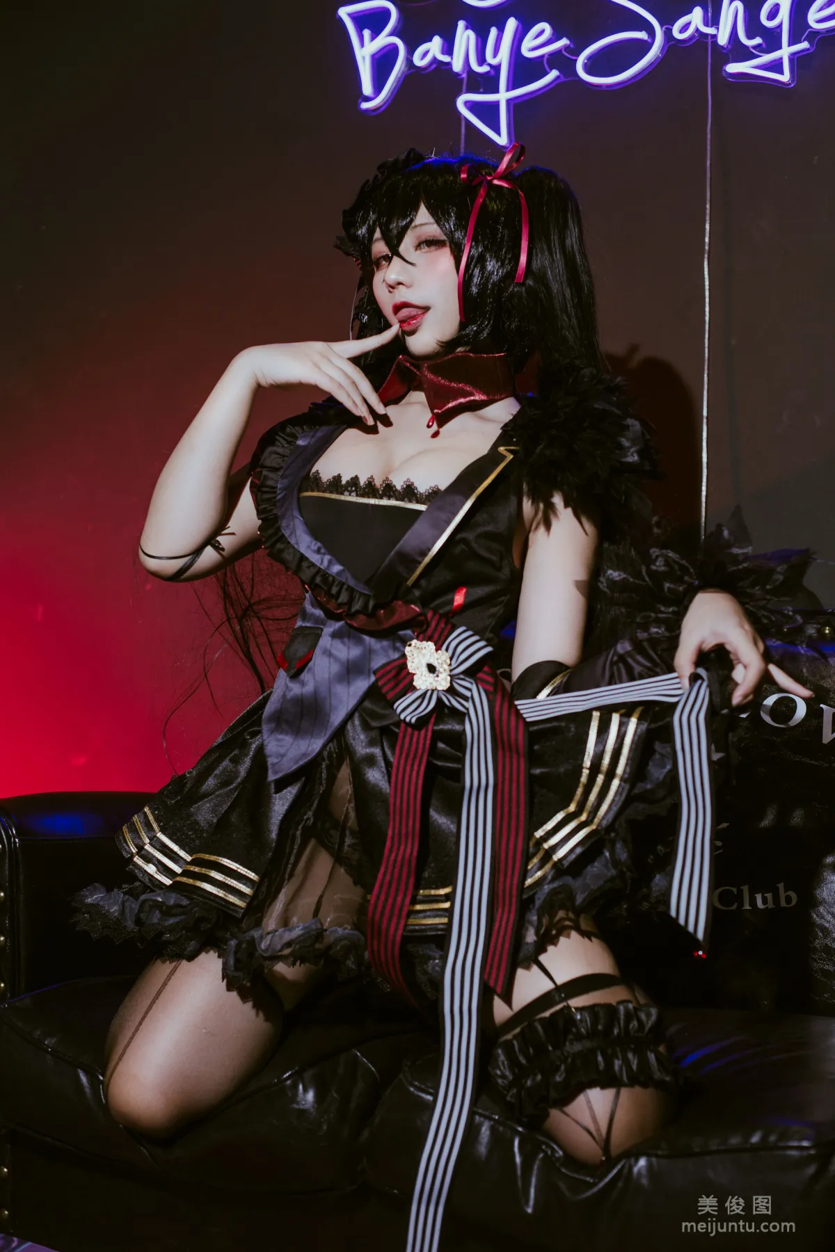 Jiuqu Jean: Web Idols photo 10