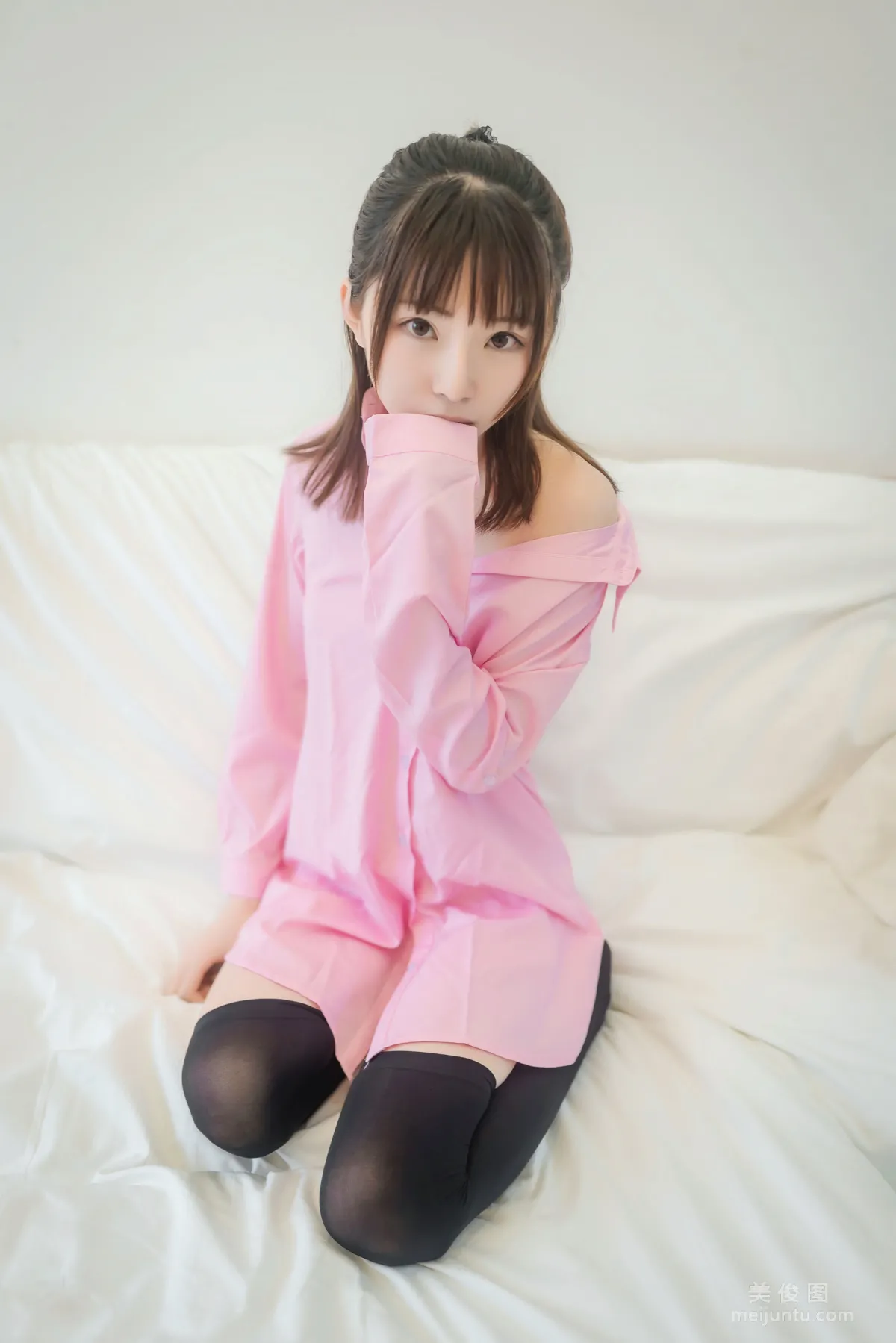 Qi Tailang: Web Idols photo 21