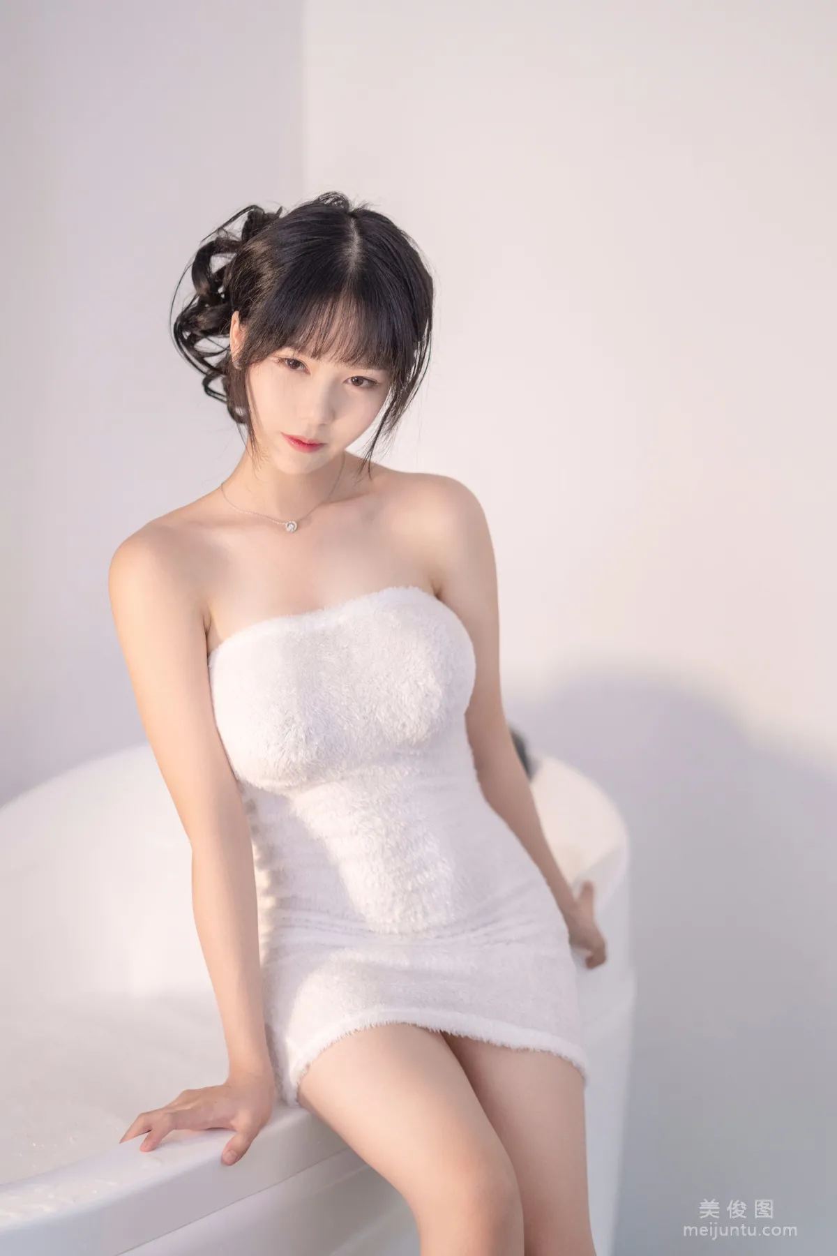[Web Idols COSER] Douniang Lishi - Bathtub Photo Set photo 6