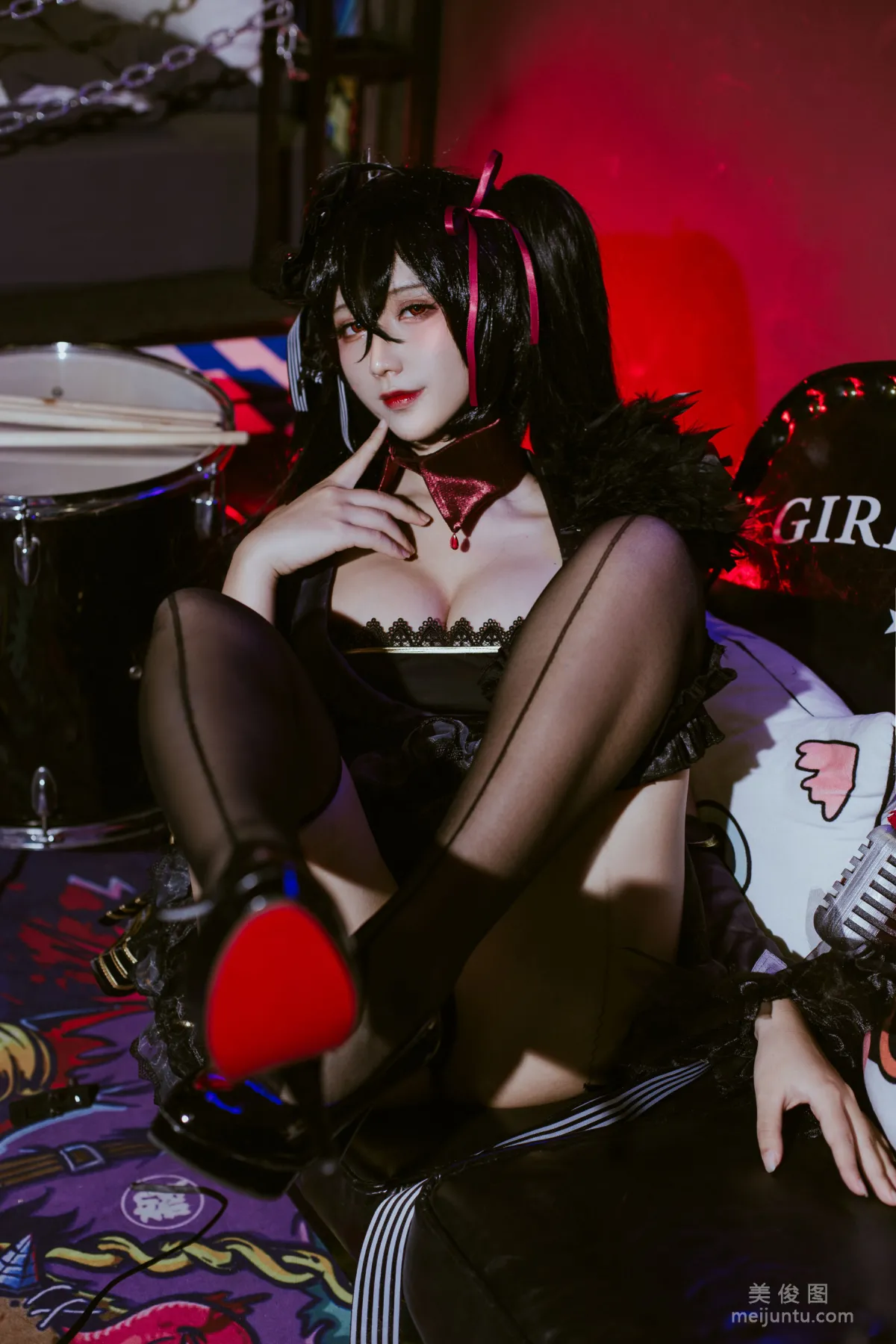 Jiuqu Jean: Web Idols photo 4