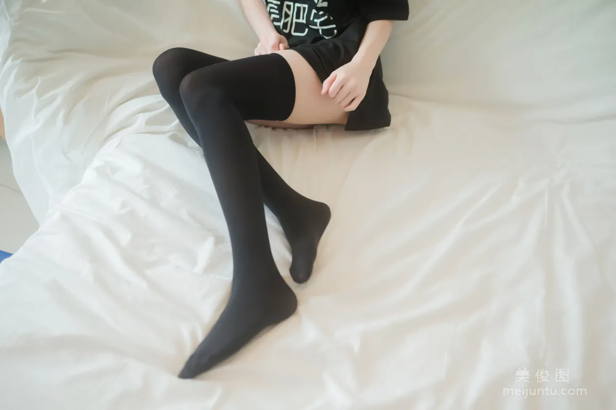 [網紅COSER] 動漫博主Kitaro_绮太郎 - 半袖雙馬尾 寫真集 22