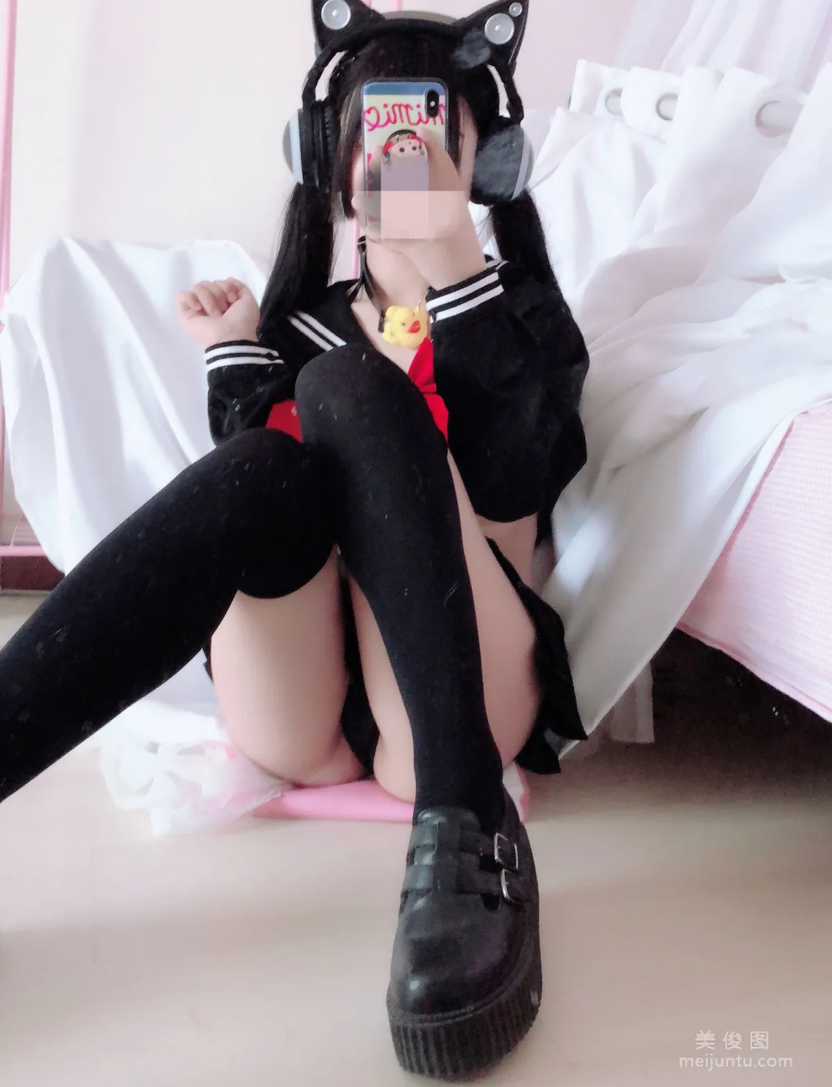 Yingjing Ningning: Web Idols photo 51