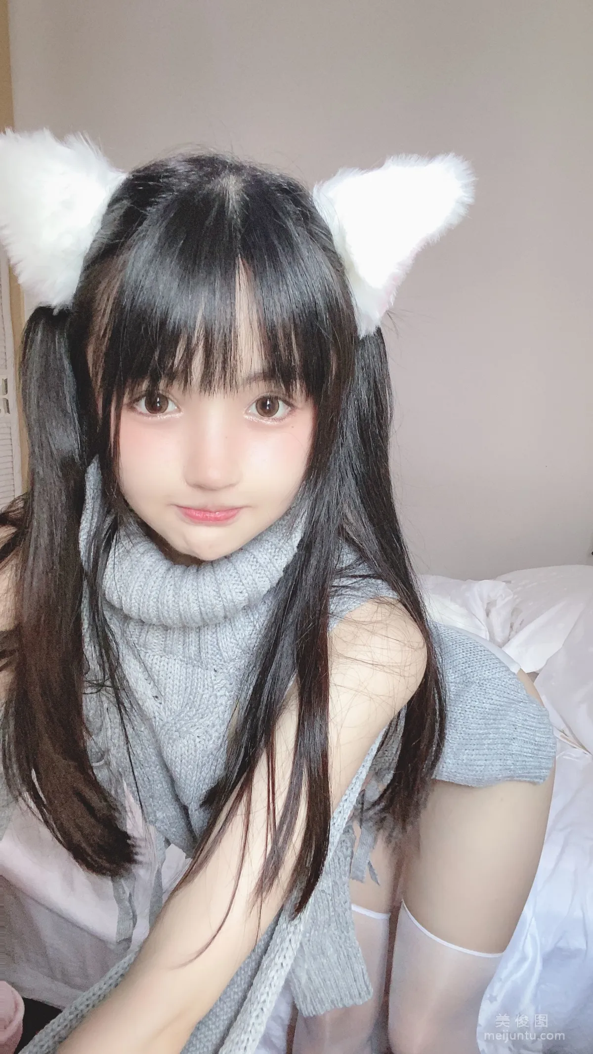Yingjing Ningning: Web Idols photo 35