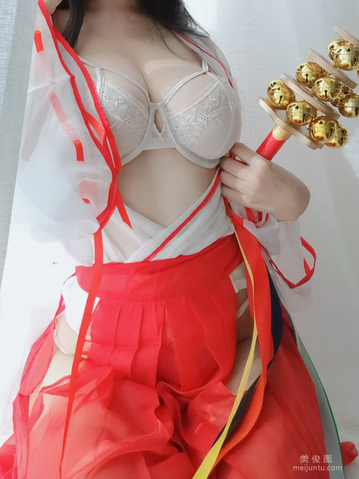 [Web Idols COSER] Anime Blogger Xiaocang Qiandai w - Shrine Maiden Photo Set photo 27