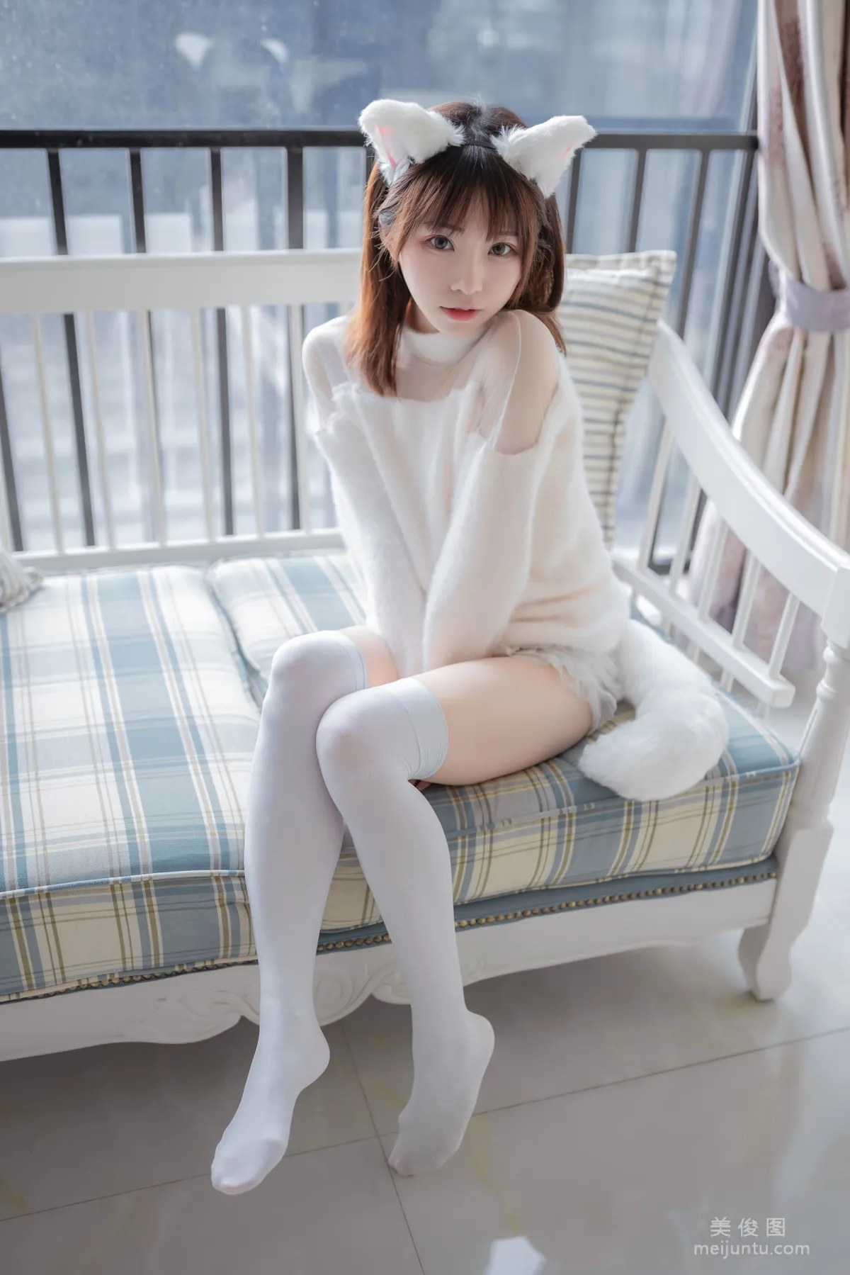 [網紅COSER] 動漫博主Kitaro_绮太郎 - 白喵女友 寫真集 33