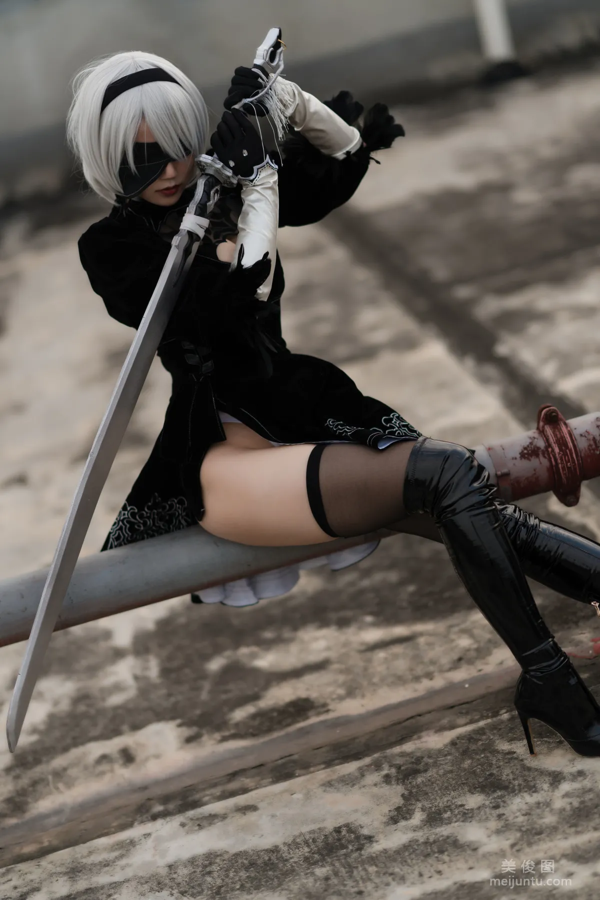 [Web Idols COSER] Anime Blogger Xiaocang Qiandai w - Captain 2B Default Skin Photo Set photo 3