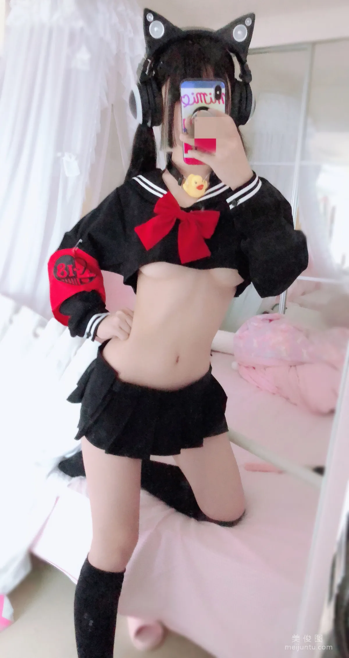 Yingjing Ningning: Web Idols photo 24