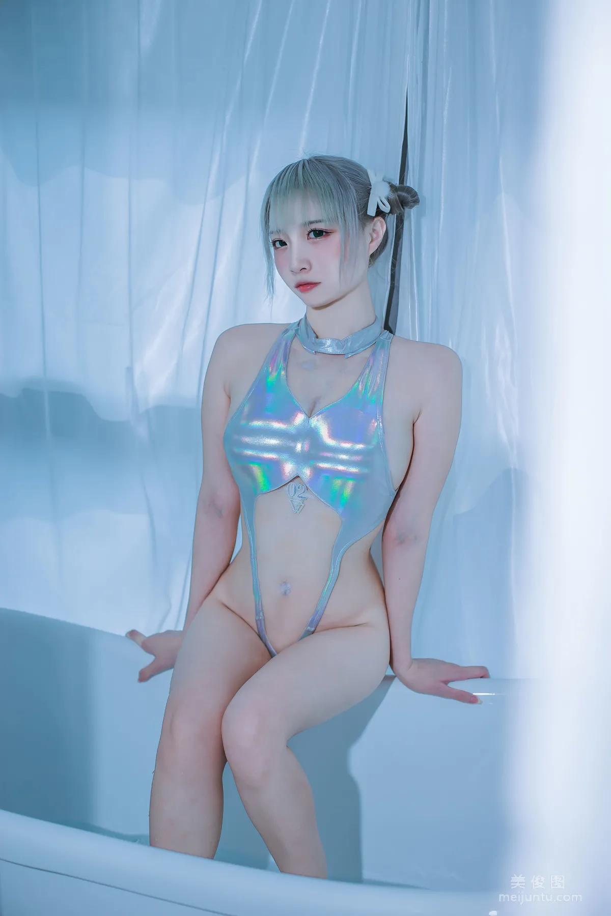Erzuo Nisa: Web Idols photo 7