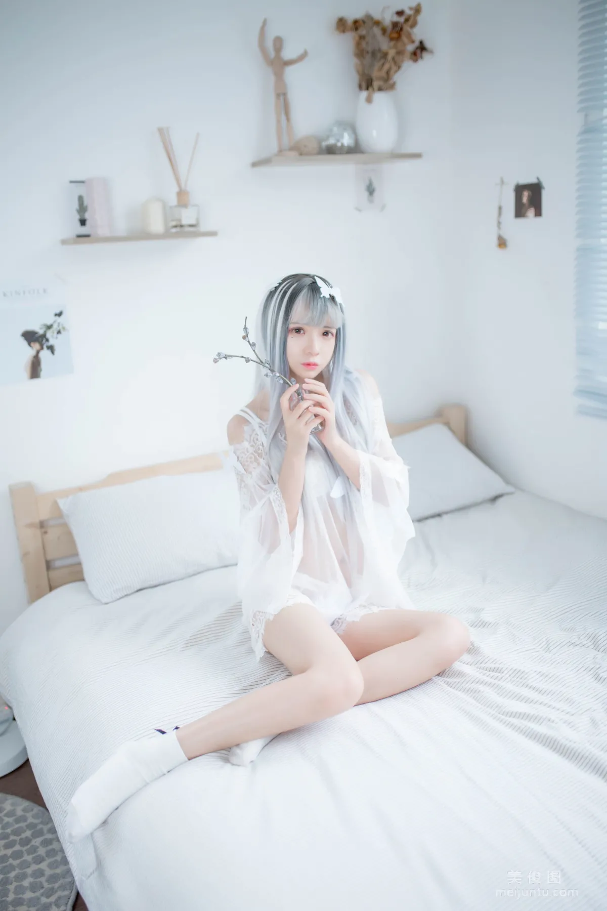 [网红COSER] 疯猫ss - 透明白纱 写真集5