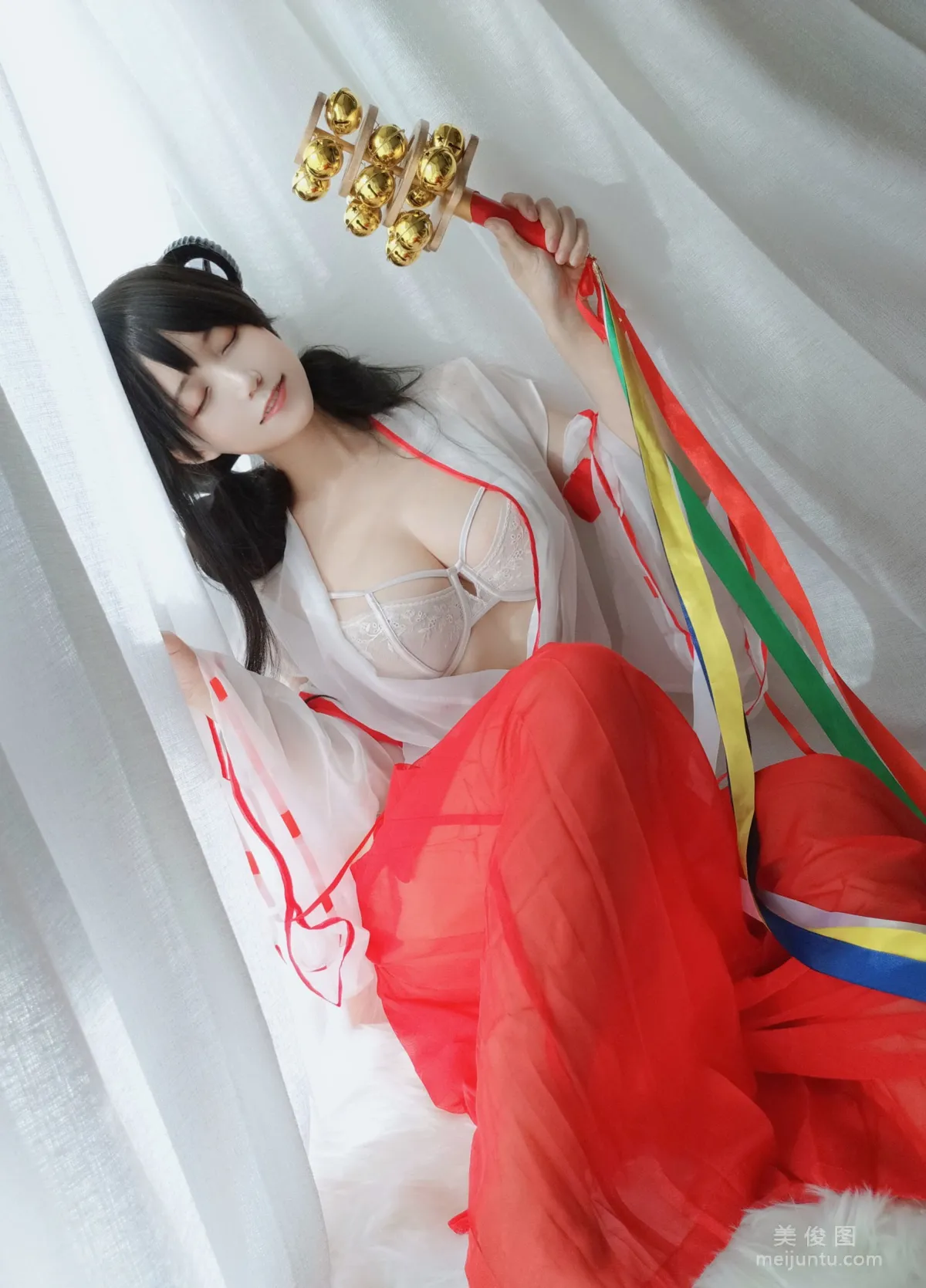 [Web Idols COSER] Anime Blogger Xiaocang Qiandai w - Shrine Maiden Photo Set photo 13