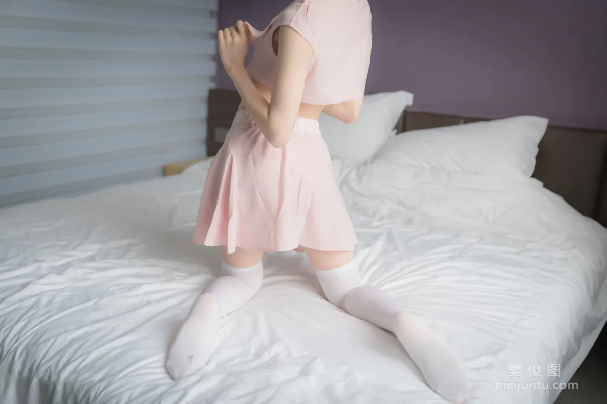 Qi Tailang: Web Idols photo 7