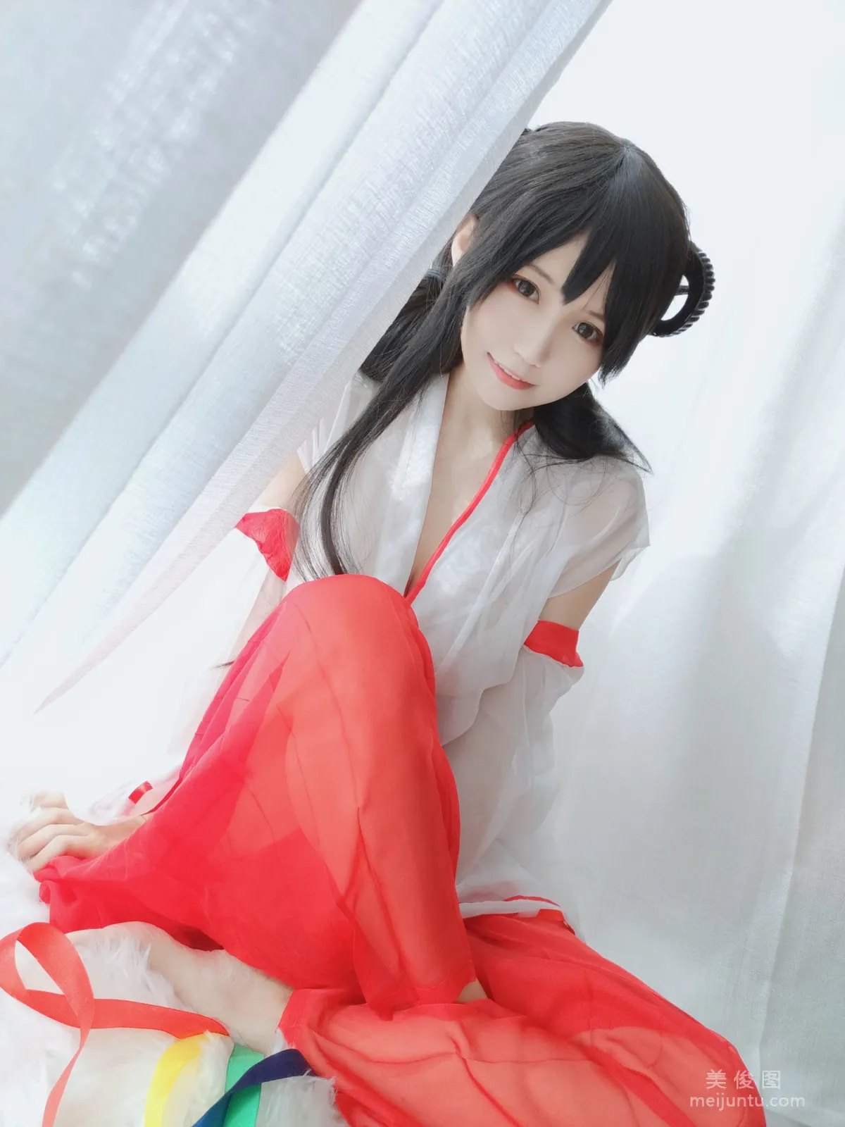 [Web Idols COSER] Anime Blogger Xiaocang Qiandai w - Shrine Maiden Photo Set photo 18