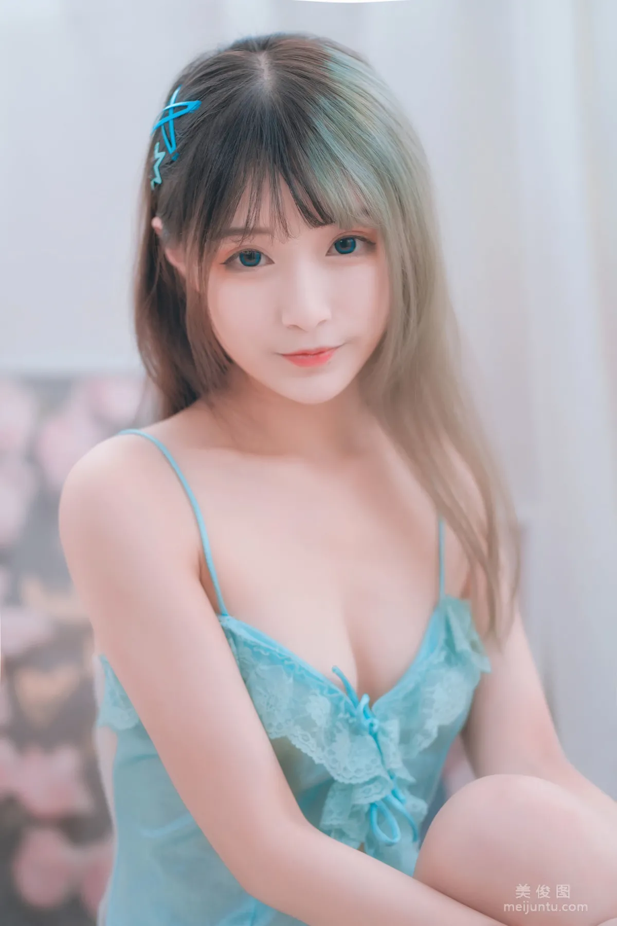 [Web Idols COSER] Anime Blogger Tieban Shaogui Wu w - Backless Photo Set photo 6