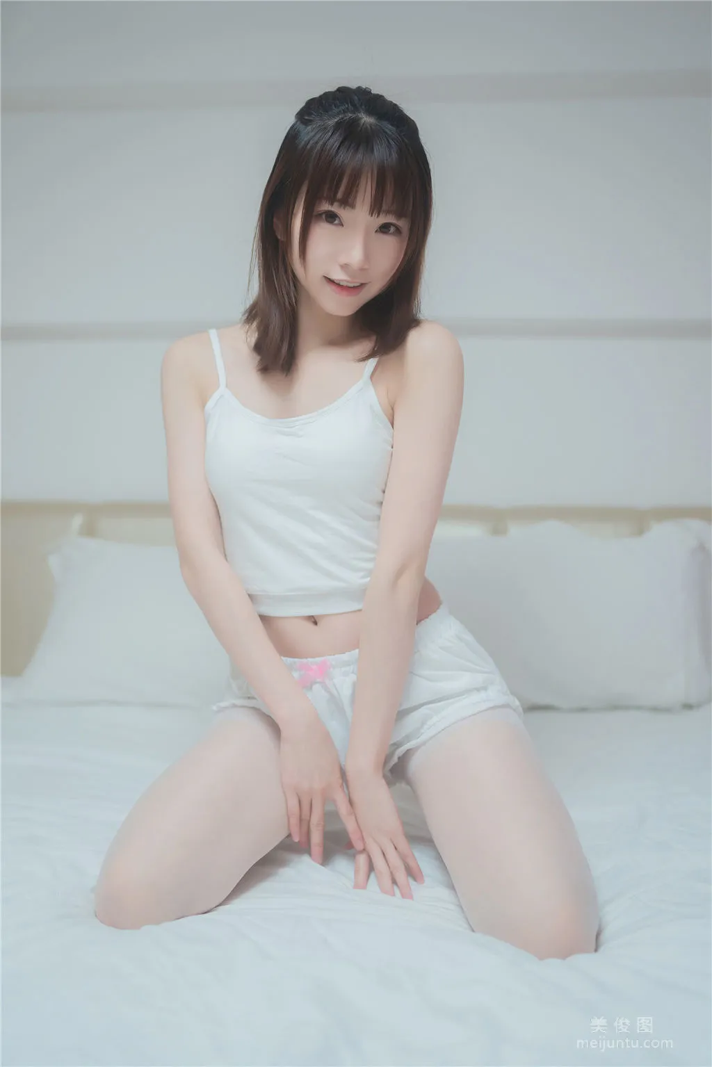 Qi Tailang: Web Idols photo 25