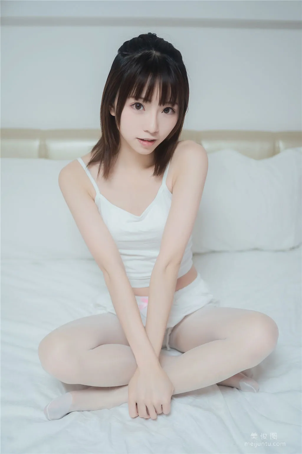Qi Tailang: Web Idols photo 5