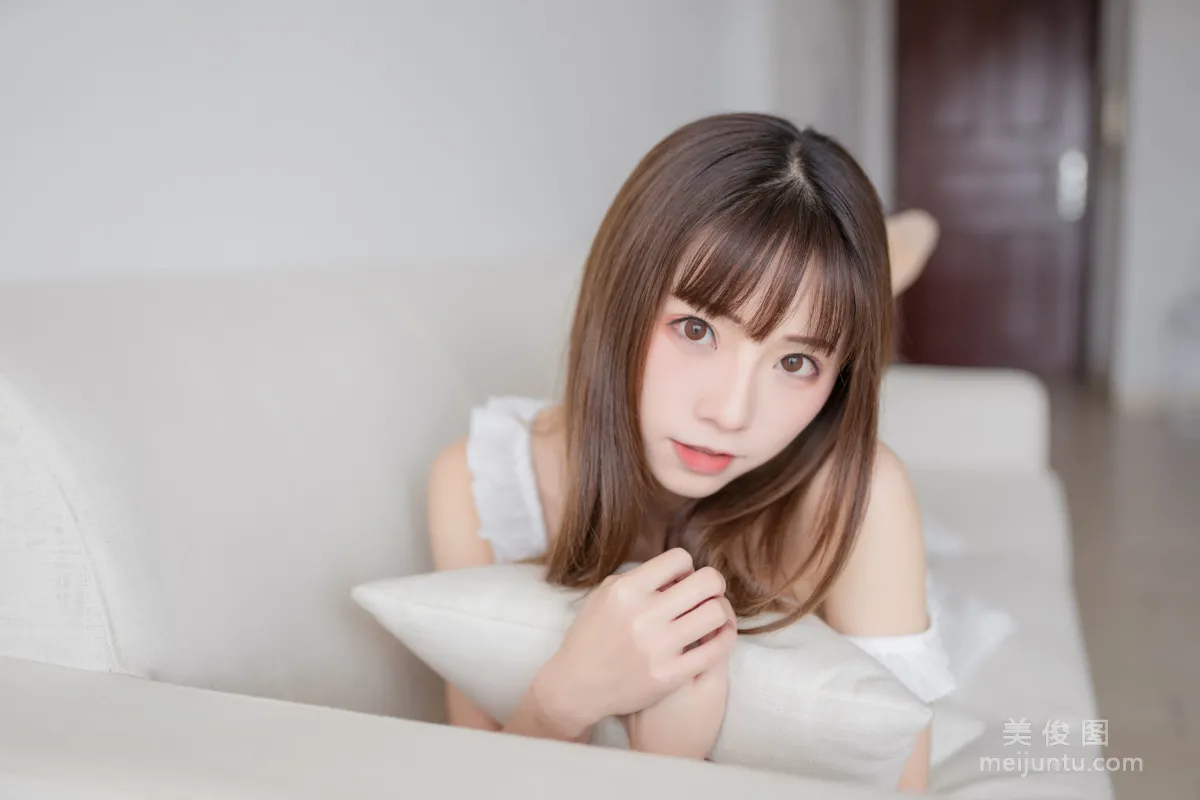 Qi Tailang: Web Idols photo 3