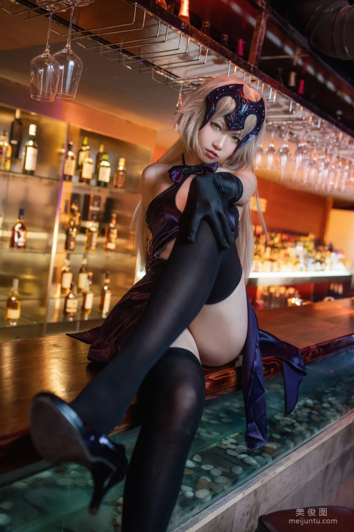 [网红COSER] 肉宅 - 聖夜の晚餐 写真集10