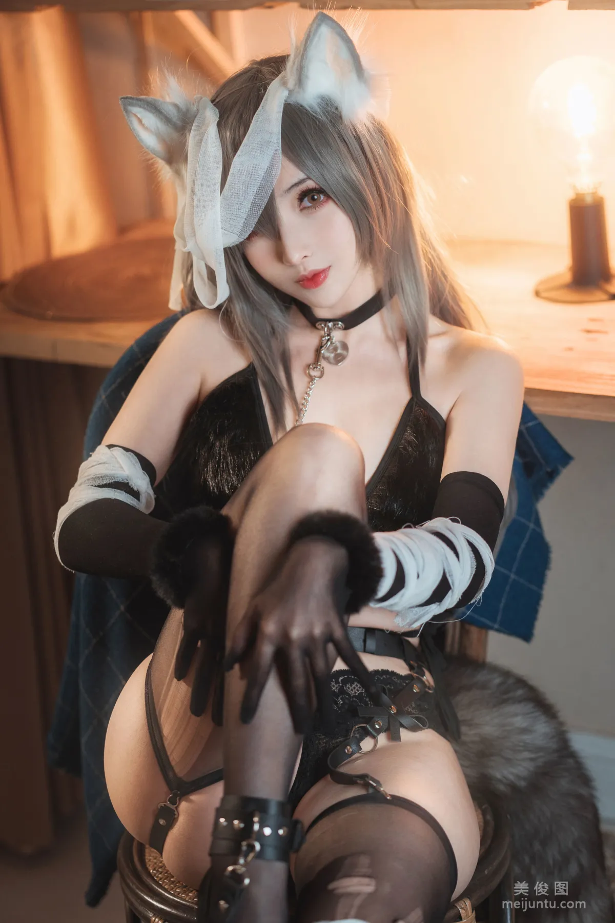 [Web Idols] rioko Liang Liangzi - Wounded Gray Wolf Sister Photo Set photo 12