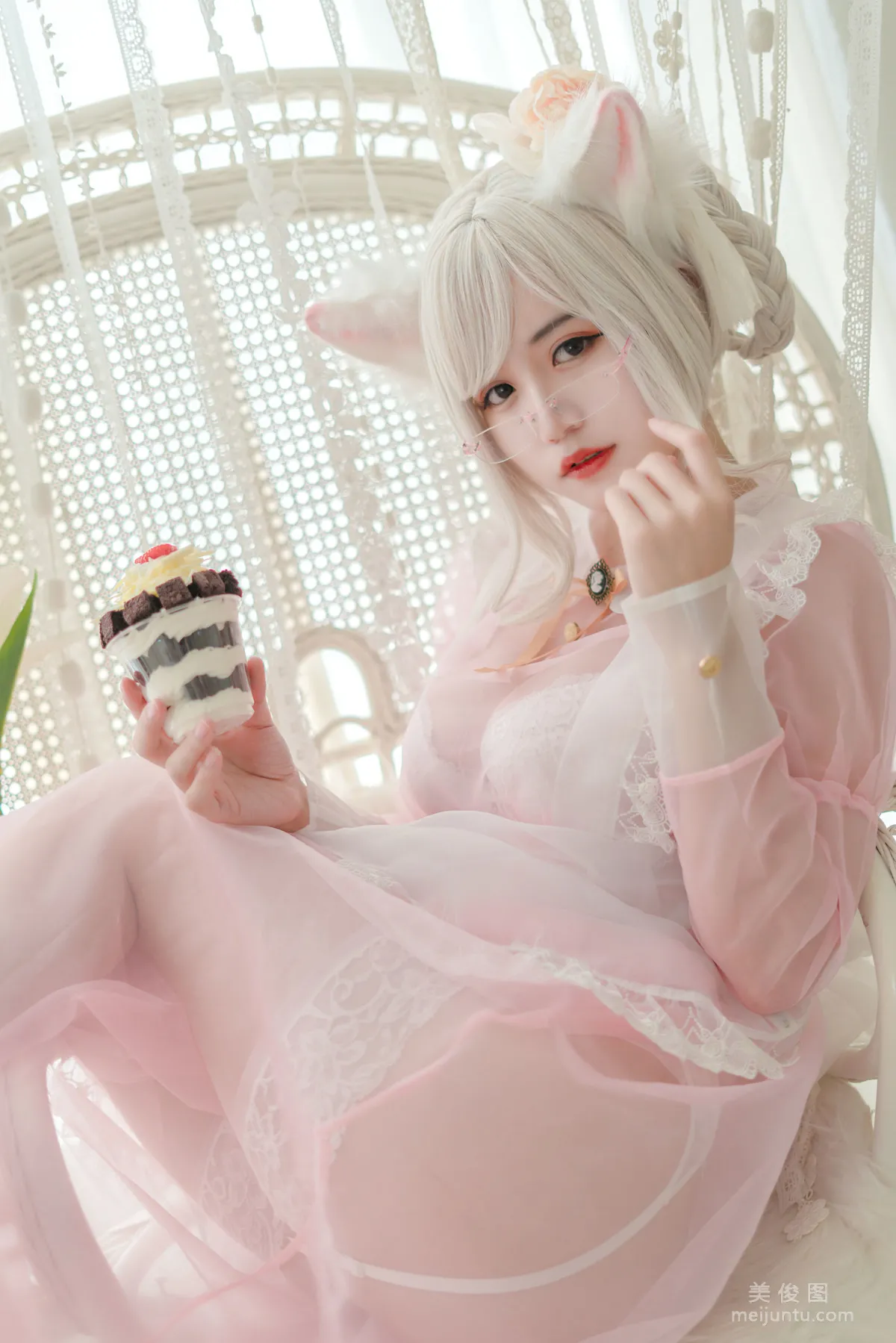 [Web Idols COSER] Xiaocang Qiandai w - Transparent Pink Maid Photo Set photo 13