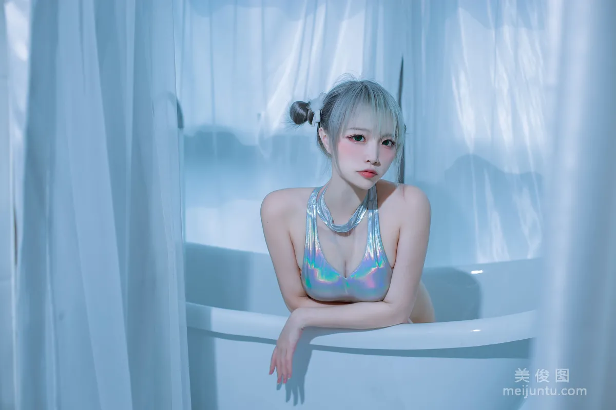 [网红COSER] 二佐Nisa - 私房魔鬼鱼 写真集2