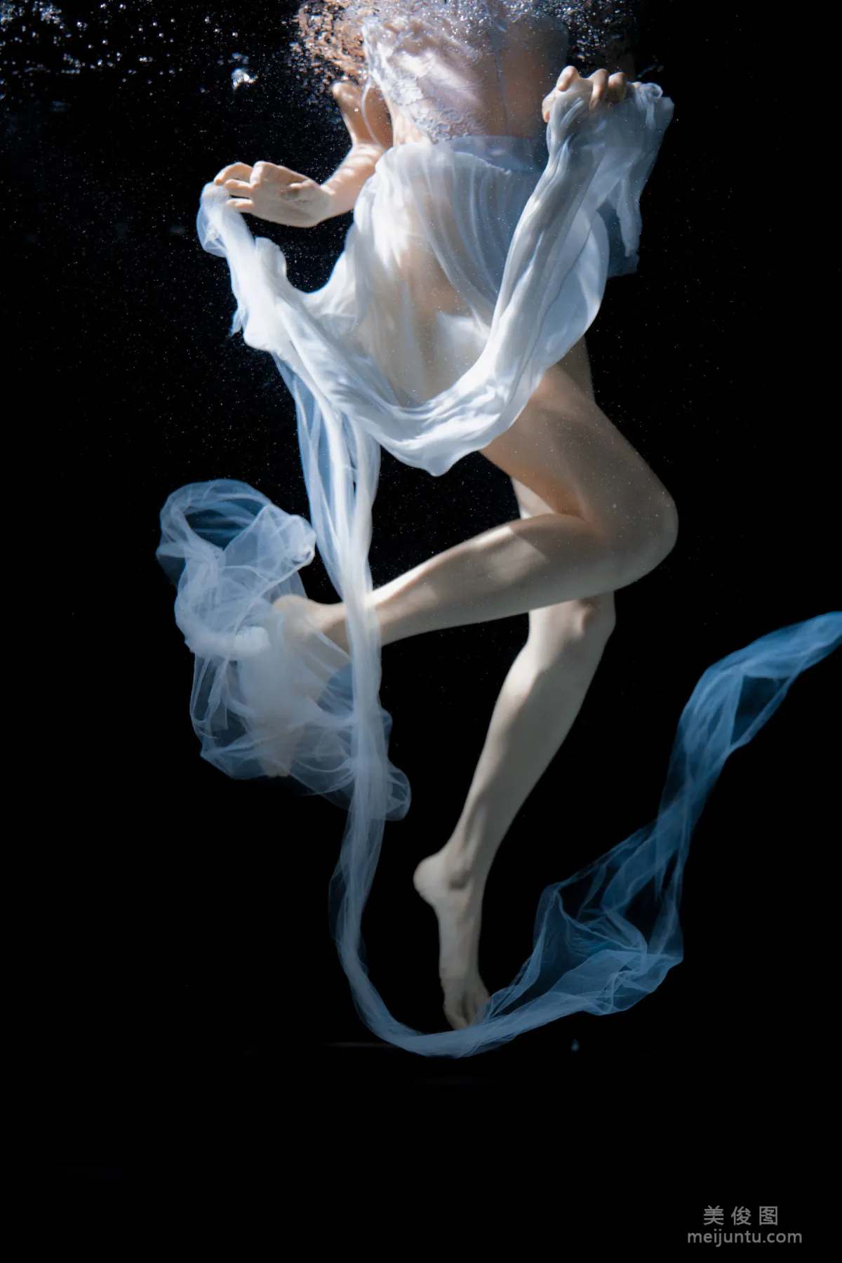 [Web Idols] Mu Mianmian OwO - Clear Underwater Photo Set photo 19