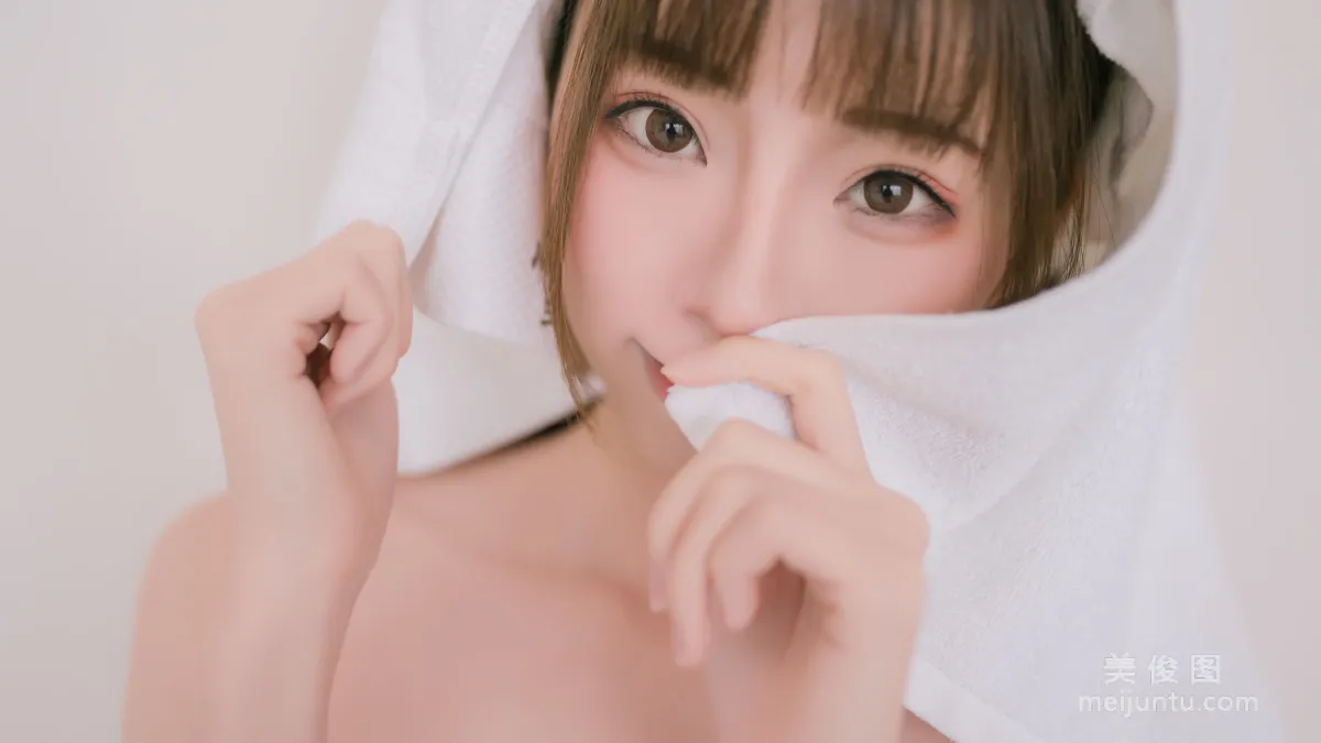 Qi Tailang: Web Idols photo 28