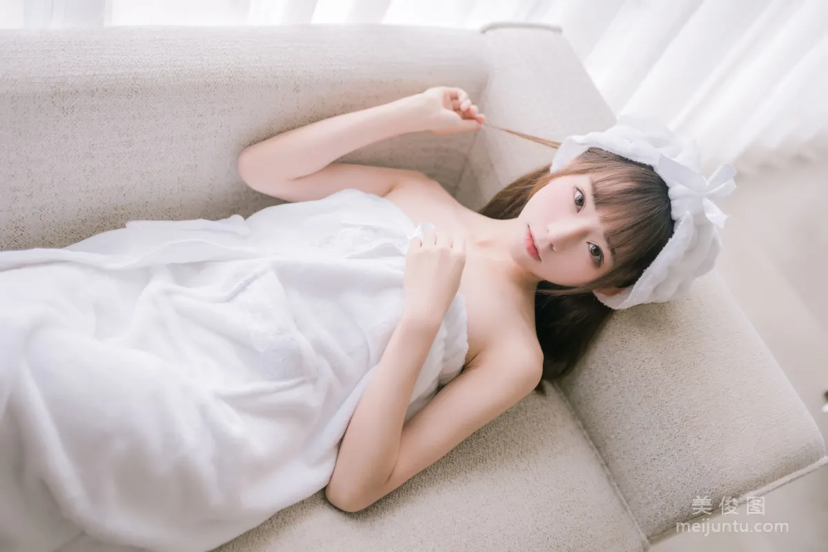Qi Tailang: Web Idols photo 41