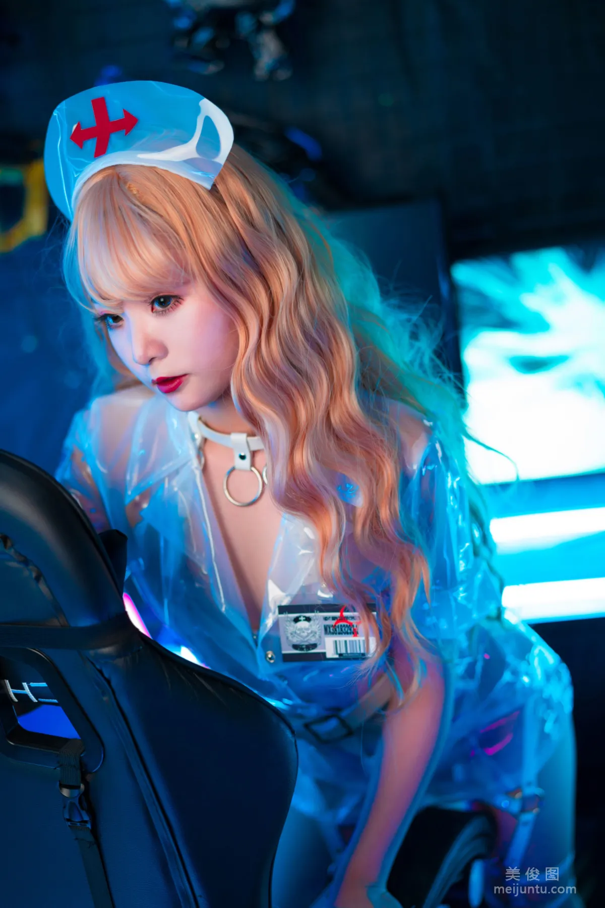 [Internet Celebrity COSER] Cute Girl Shi Qingshui, Quirky Cute Nurse Photo Set photo 6