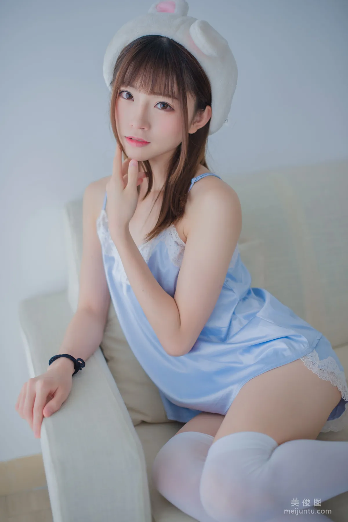 Qi Tailang: Web Idols photo 9
