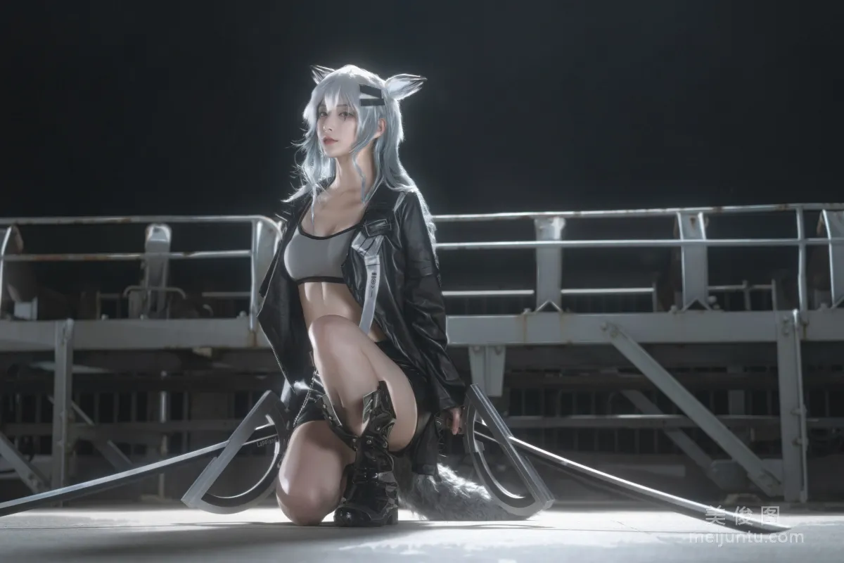 Tieban Shaogui Wu w: Web Idols photo 2