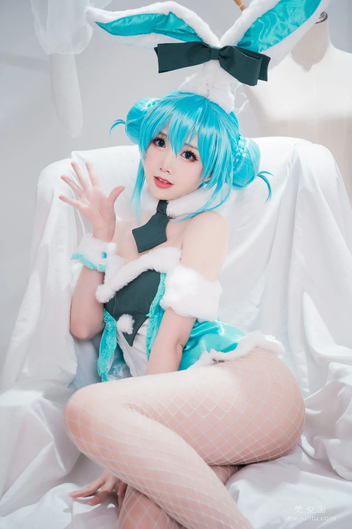 [Web Idols] Mianbing Xianer - Hatsune Bunny Girl Photo Set photo 12