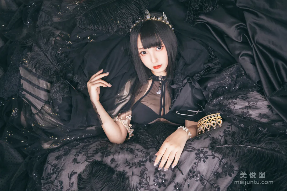 [Web Idols COSER] Shenle Banzhen Dong, Falling into Heaven photo 2