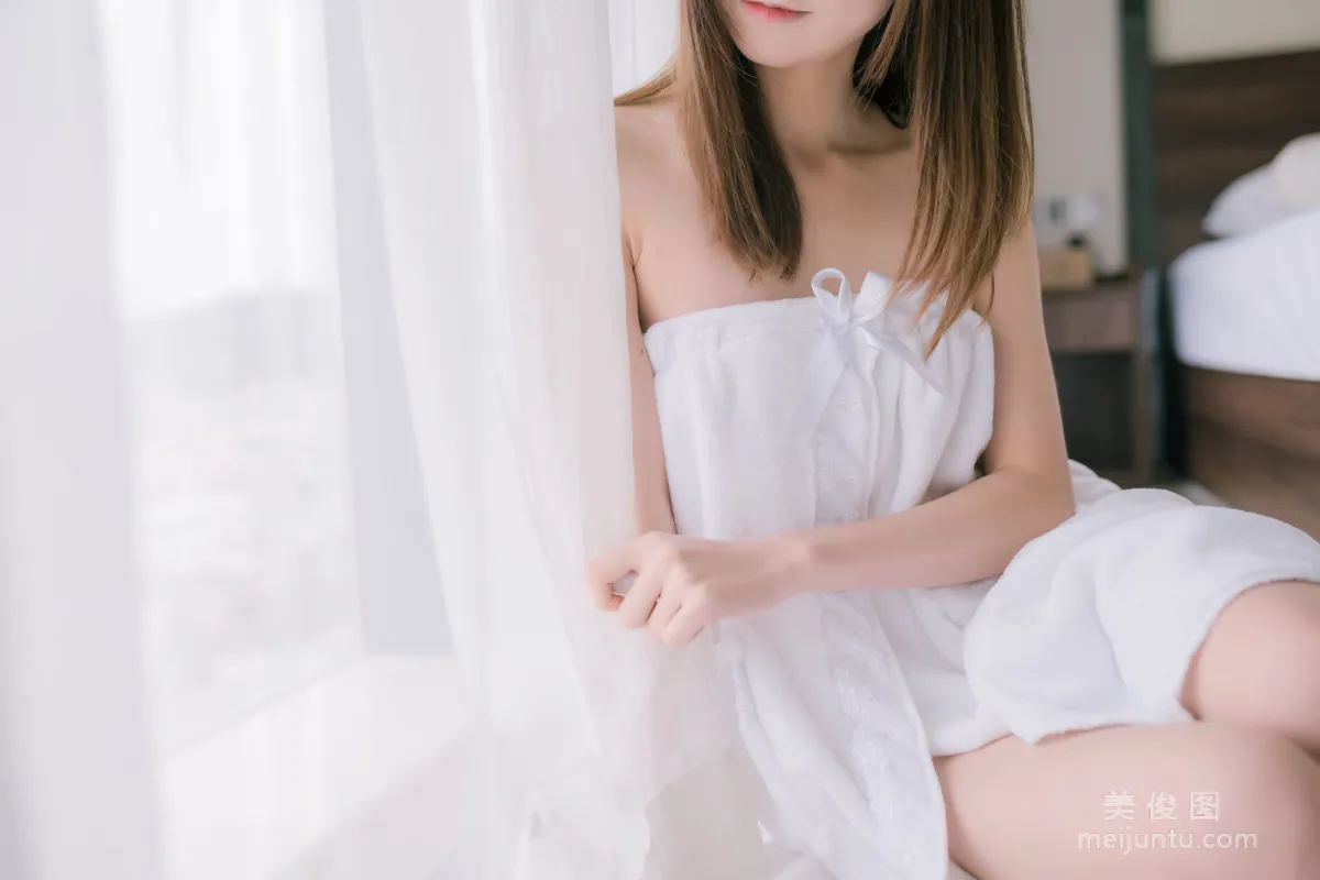 Qi Tailang: Web Idols photo 30